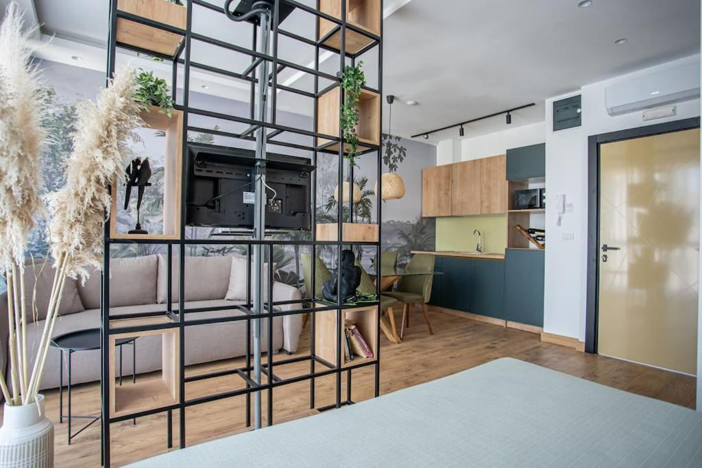 Apartment Jungle Belgrade Exterior photo